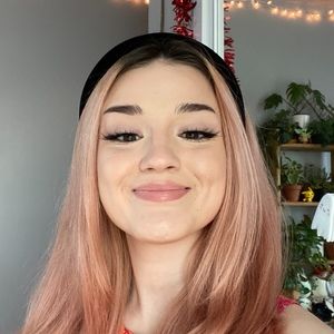 Meet your Posher, Destiny